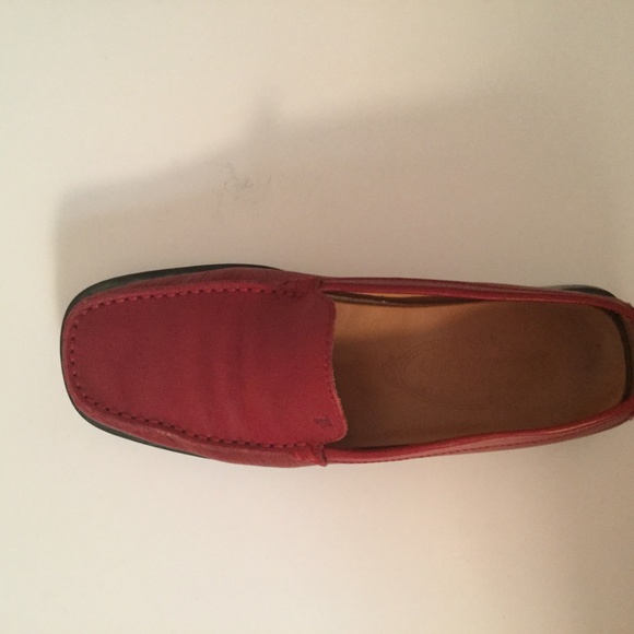 Tod's Driving Loafer - Picture 3 of 3